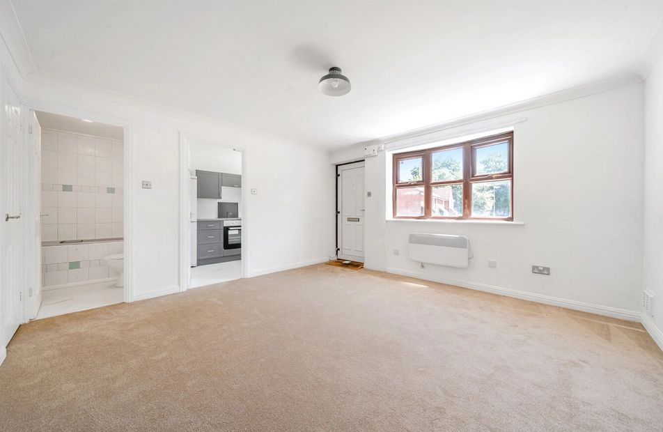 The Foxgloves, Hedge End, Southampton, Hampshire, SO30 - Charters