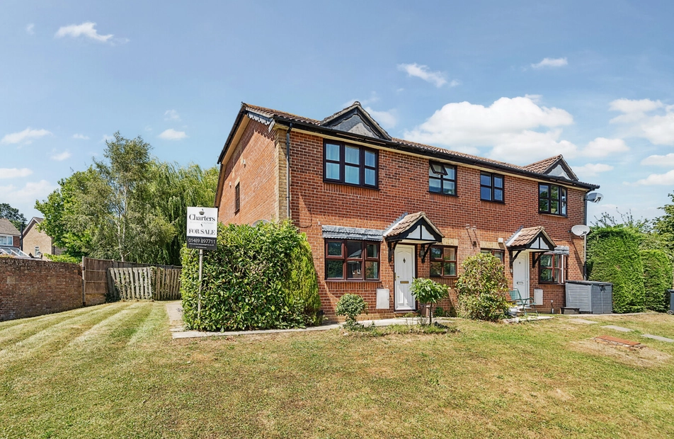 The Foxgloves, Hedge End, Southampton, Hampshire, SO30 - Charters