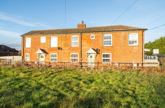 Winchester Road, Waltham Chase, Southampton, Hampshire, SO32 - Charters