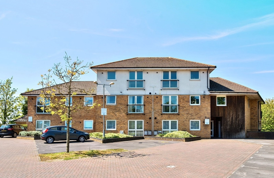 Butts Road, Sholing, Southampton, Hampshire, SO19 - Charters