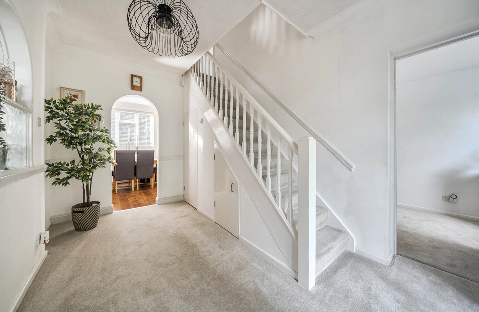 Chine Avenue, Southampton, Hampshire, SO19 - Charters
