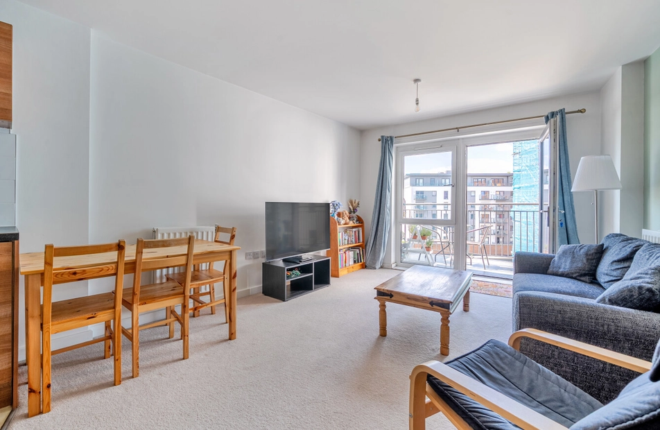 John Thornycroft Road, Southampton, Hampshire, SO19 - Charters