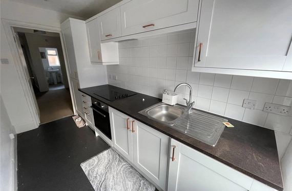 Eastleigh, Hampshire, SO50 - Charters