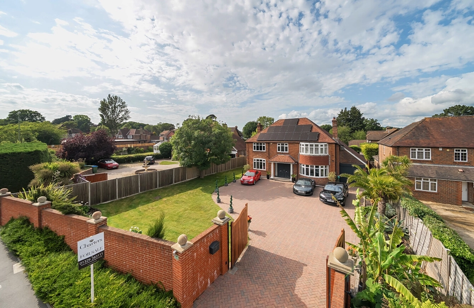 The Avenue, Fareham, Hampshire, PO14 - Charters