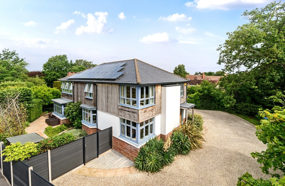 Crofton Lane, Hill Head, Fareham, Hampshire, PO14 - Charters