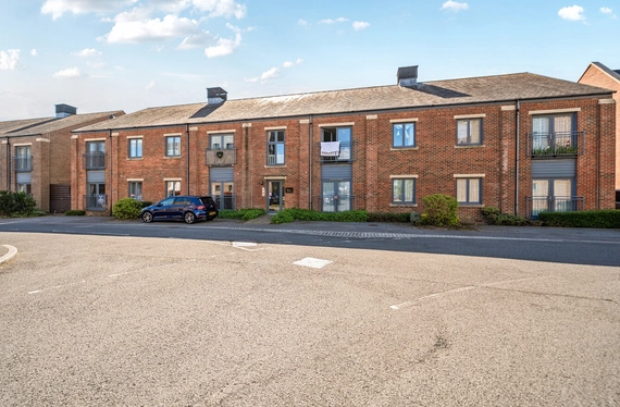 Searle Drive, Gosport, Hampshire, PO12 - Charters