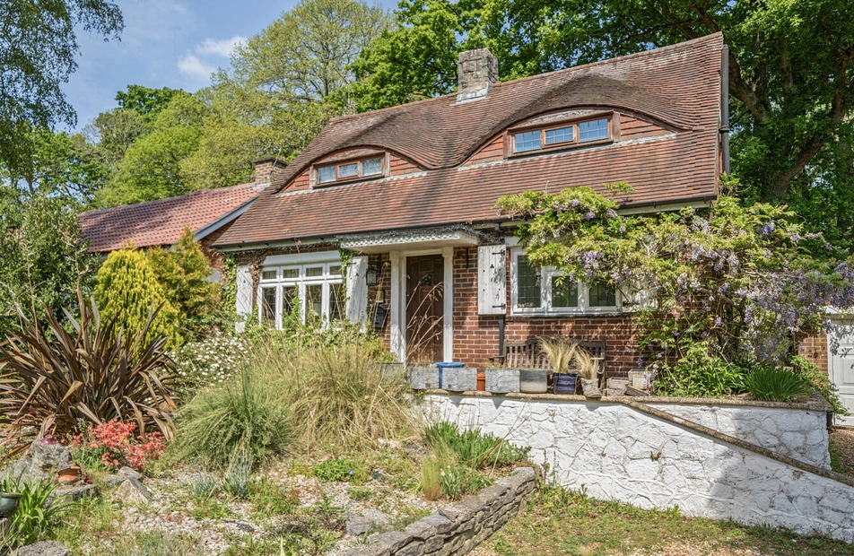 Gordon Road, Chandler's Ford, Eastleigh, Hampshire, SO53 - Charters
