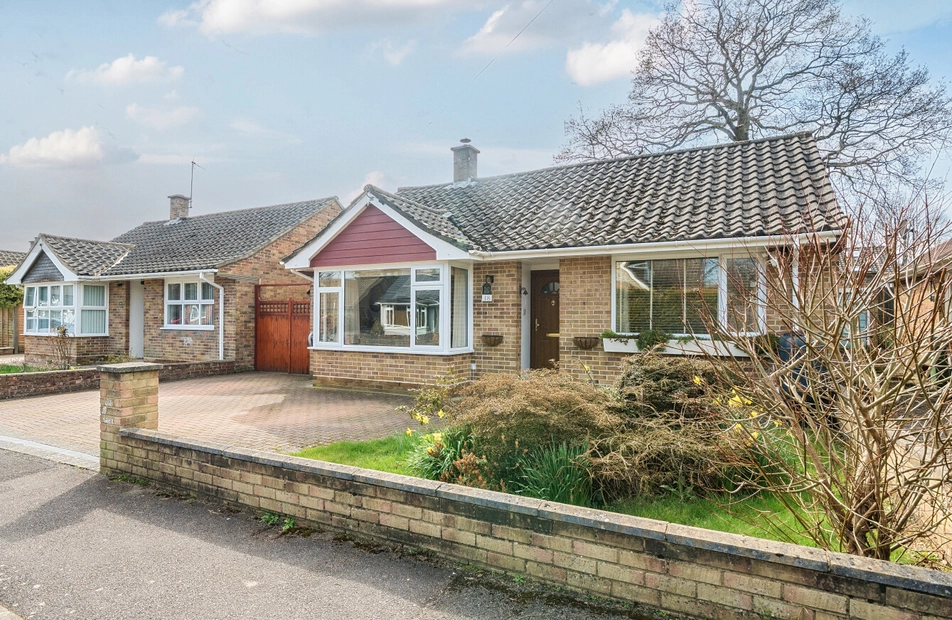 Verona Road, Chandler's Ford, Eastleigh, Hampshire, SO53 - Charters