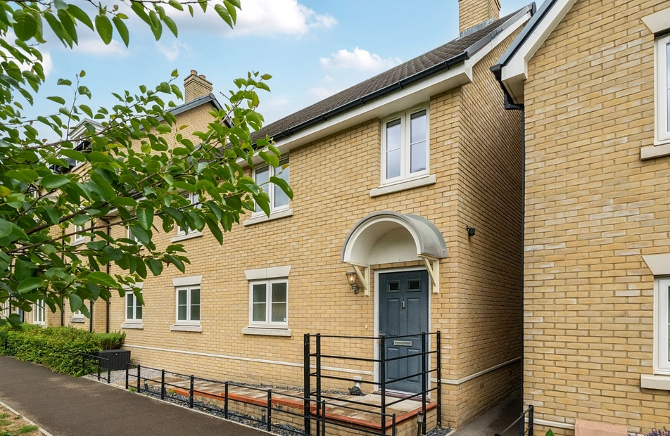 Stevens Road, Eastleigh, Hampshire, SO50 - Charters