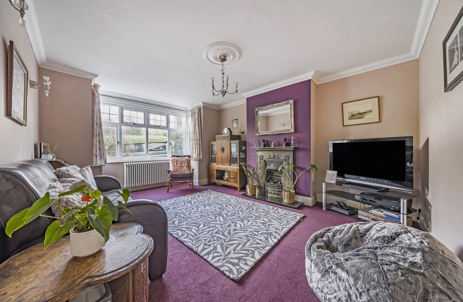 Hiltingbury Road, Chandler's Ford, Eastleigh, Hampshire, SO53 - Charters