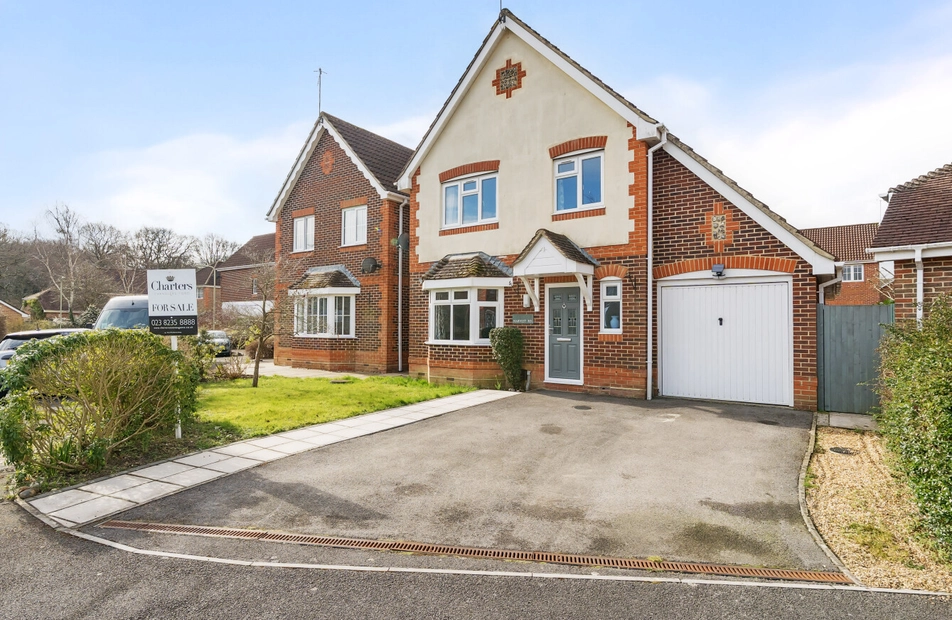 Harvest Road, Chandler's Ford, Eastleigh, Hampshire, SO53 - Charters