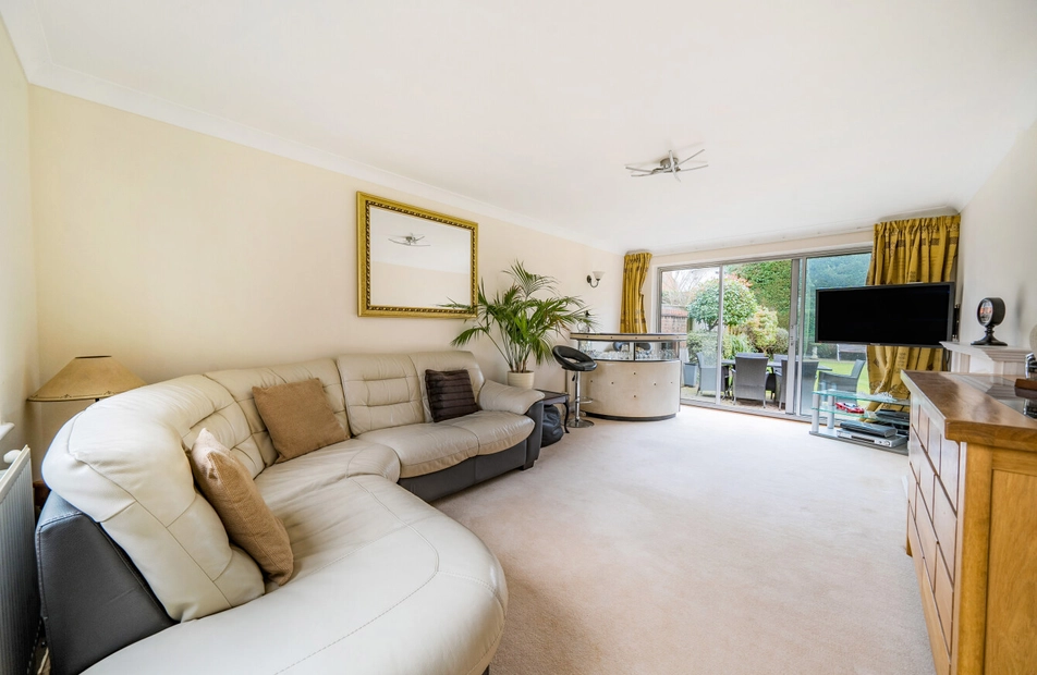 Oakwood Road, Chandler's Ford, Hampshire, SO53 - Charters