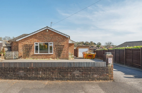 Welles Road, Chandler's Ford, Eastleigh, Hampshire, SO53 - Charters