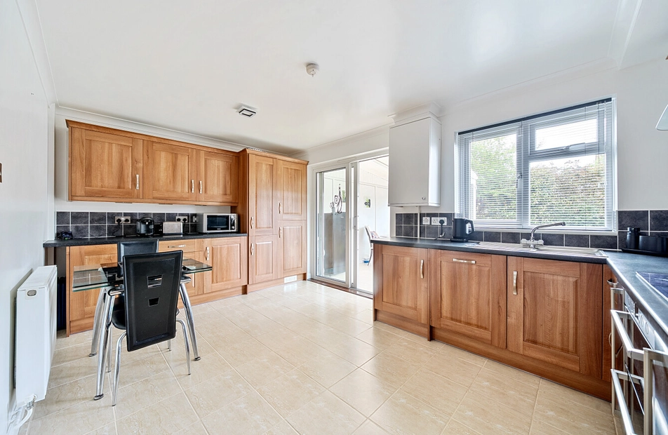 Rowlands Close, Chandler's Ford, Eastleigh, Hampshire, SO53 - Charters