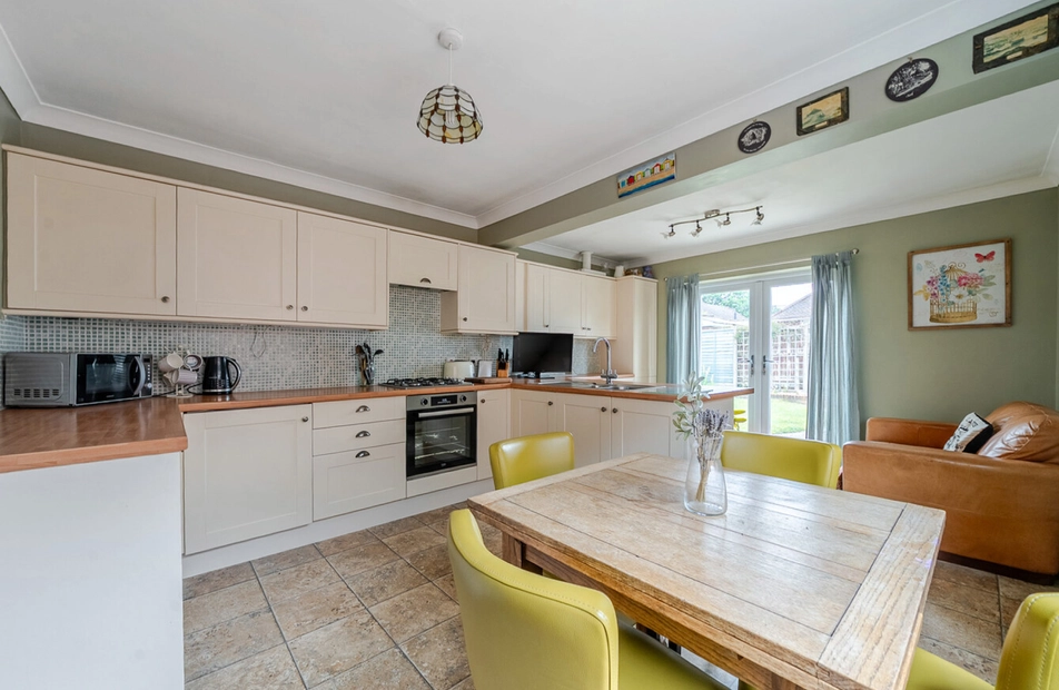 Southdene Road, Chandler's Ford, Eastleigh, Hampshire, SO53 - Charters