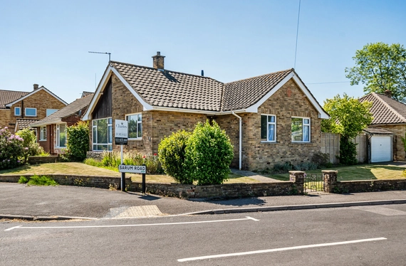 Constantine Avenue, Chandler's Ford, Eastleigh, Hampshire, SO53 - Charters