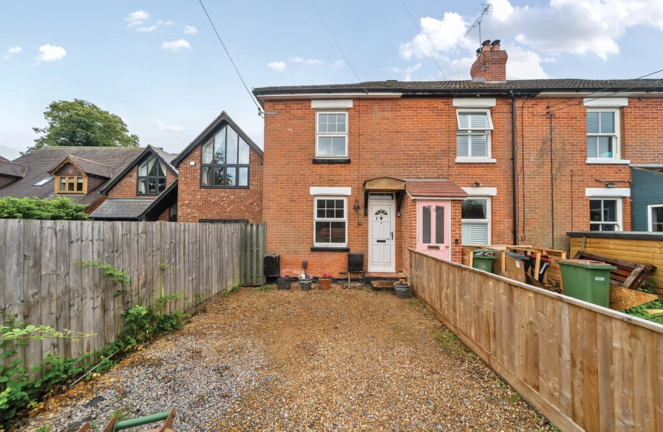 Common Road, Chandler's Ford, Eastleigh, Hampshire, SO53 - Charters