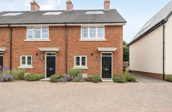 Highwood Avenue, Eastleigh, Hampshire, SO50 - Charters