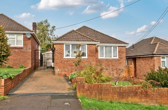 Trevose Crescent, Chandler's Ford, Hampshire, SO53 - Charters