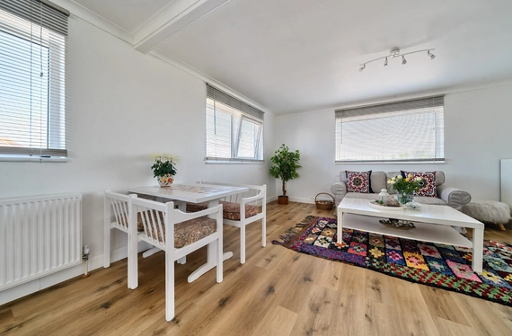 Sandy Beach Estate, Hayling Island, Hampshire, PO11 - Charters