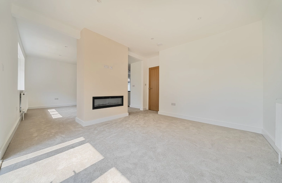 Milton Road, Waterlooville, Hampshire, PO7 - Charters