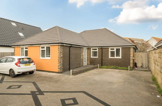 West Haye Road, Hayling Island, Hampshire, PO11 - Charters