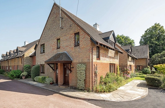Garden Mews, Warsash, Southampton, Hampshire, SO31 - Charters