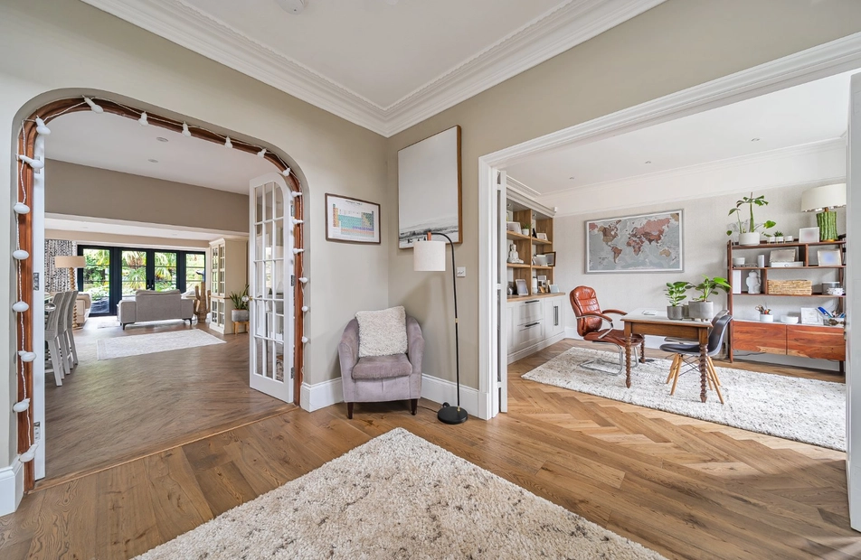 St. Marys Road, Netley Abbey, Hampshire, SO31 - Charters