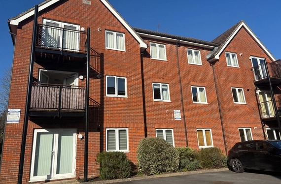 Providence Hill, Bursledon, Southampton, Hampshire, SO31 - Charters