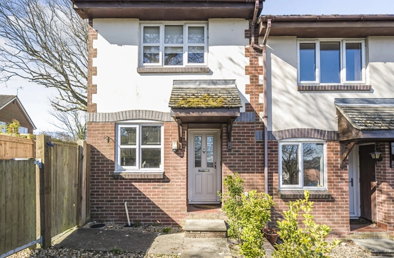 Provene Gardens, Waltham Chase, Southampton, Hampshire, SO32 - Charters