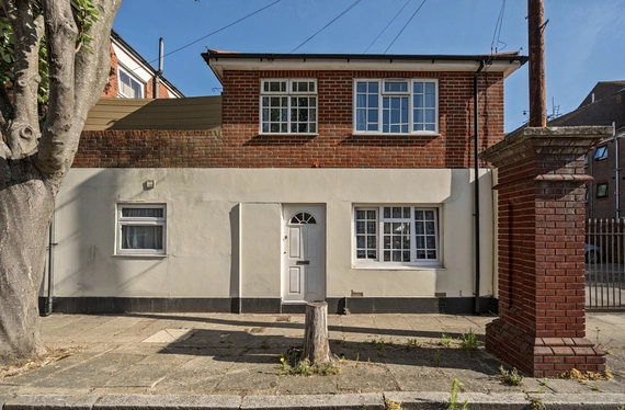 Old Commercial Road, Portsmouth, Hampshire, PO1 - Charters