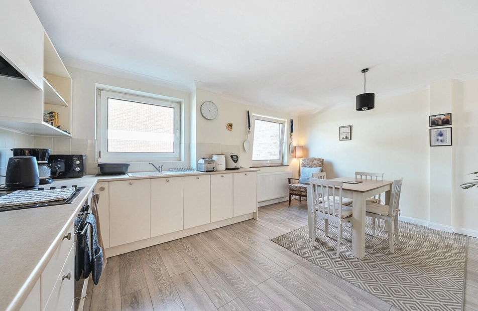 Clarendon Road, Southsea, Hampshire, PO5 - Charters