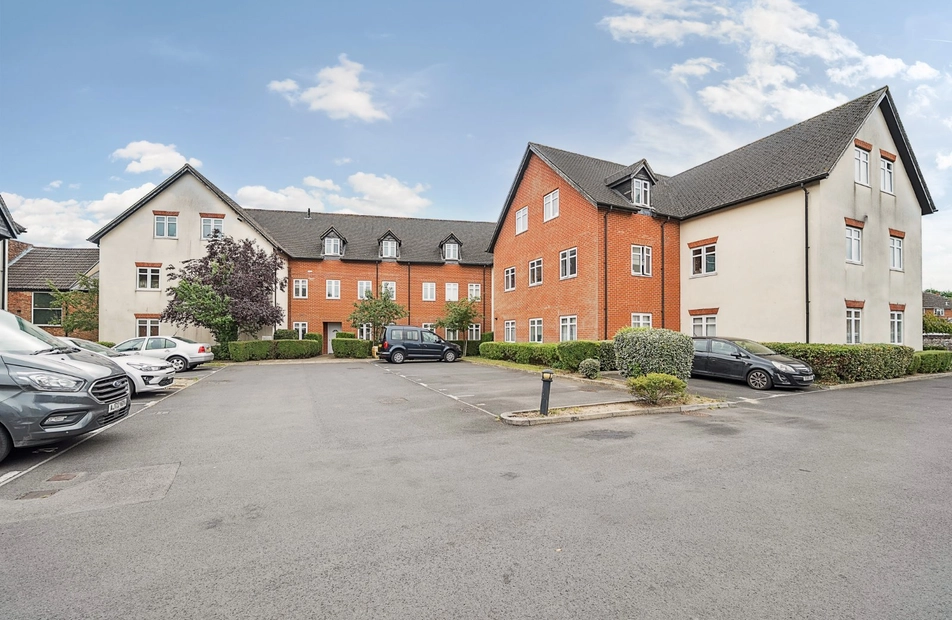 Overton Court, Tongham, Farnham, Surrey, GU10 - Charters