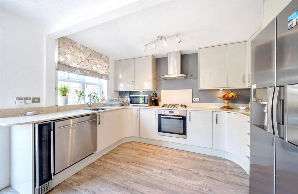 Meadow Bank, Farnham, Surrey, GU9 - Charters