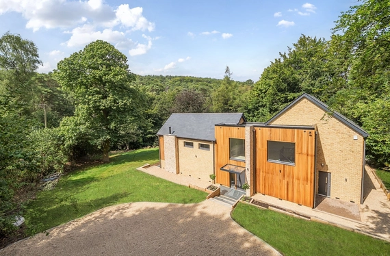 Whitmore Vale Road, Hindhead, Surrey, GU26 - Charters