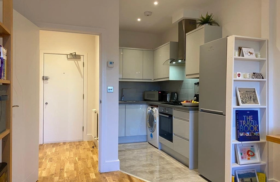 Harvest Crescent, Fleet, Hampshire, GU51 - Charters