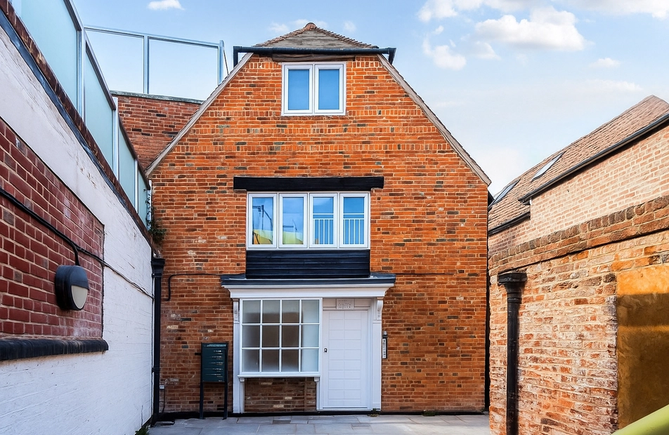 The Borough, Farnham, Surrey, GU9 - Charters