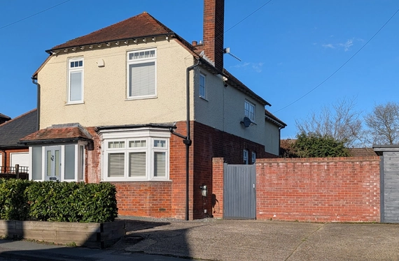 Upper Hale Road, Farnham, Surrey, GU9 - Charters