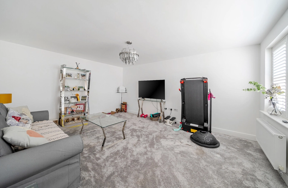 Nugent Close, Church Crookham, Fleet, Hart, GU52 - Charters