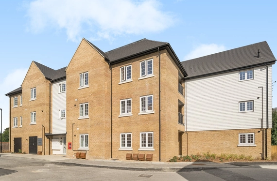 Porter Street, Alton, Hampshire, GU34 - Charters