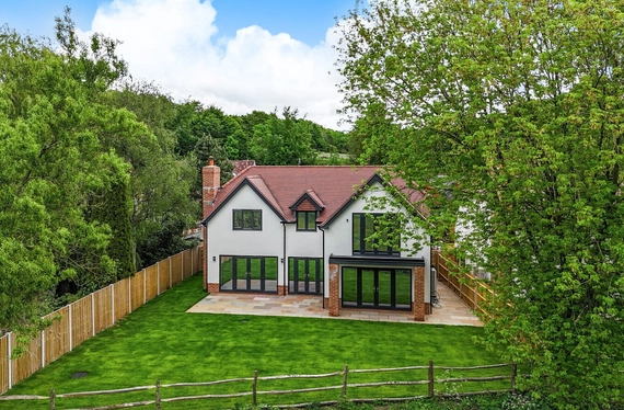 Marshmead Close, Clarendon, Salisbury, Wiltshire, SP5 - Charters