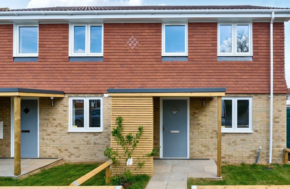 Holmcote Cottage, West Wellow, Romsey, Hampshire, SO51 - Charters