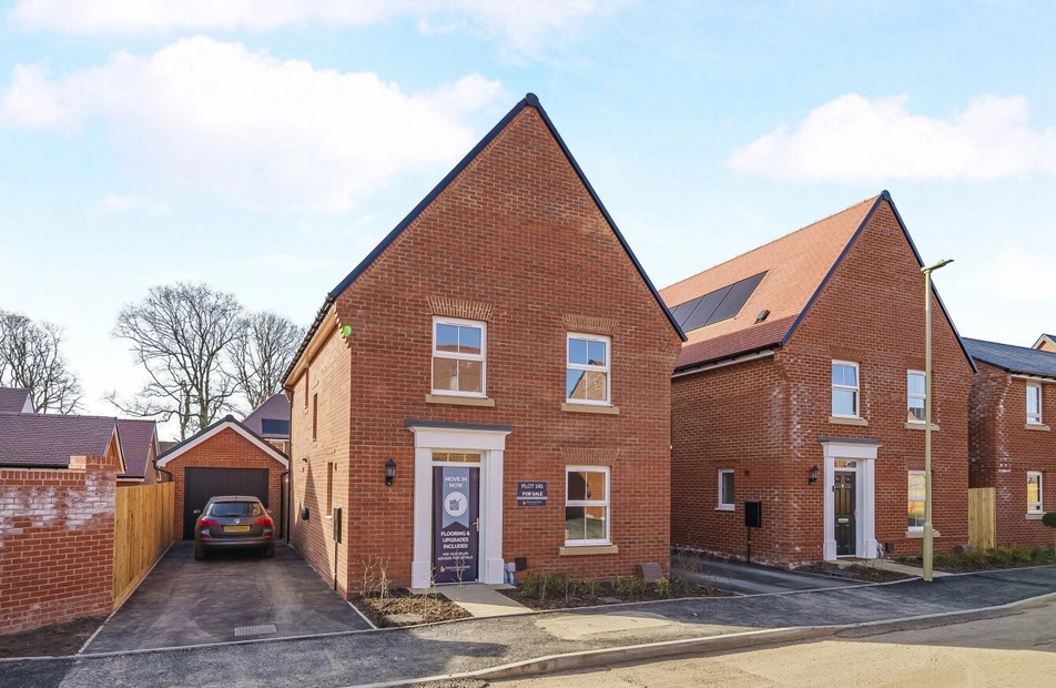 Arle Road, Curbridge, Southampton, Hampshire, SO30 - Charters