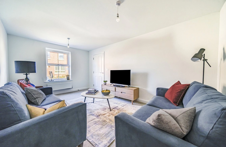 Arle Road, Curbridge, Southampton, Hampshire, SO30 - Charters