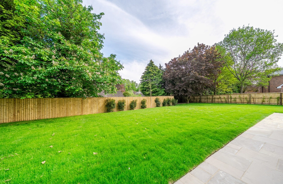 Cherry Tree Drive, Cliddesden, Basingstoke, Hampshire, RG25 - Charters