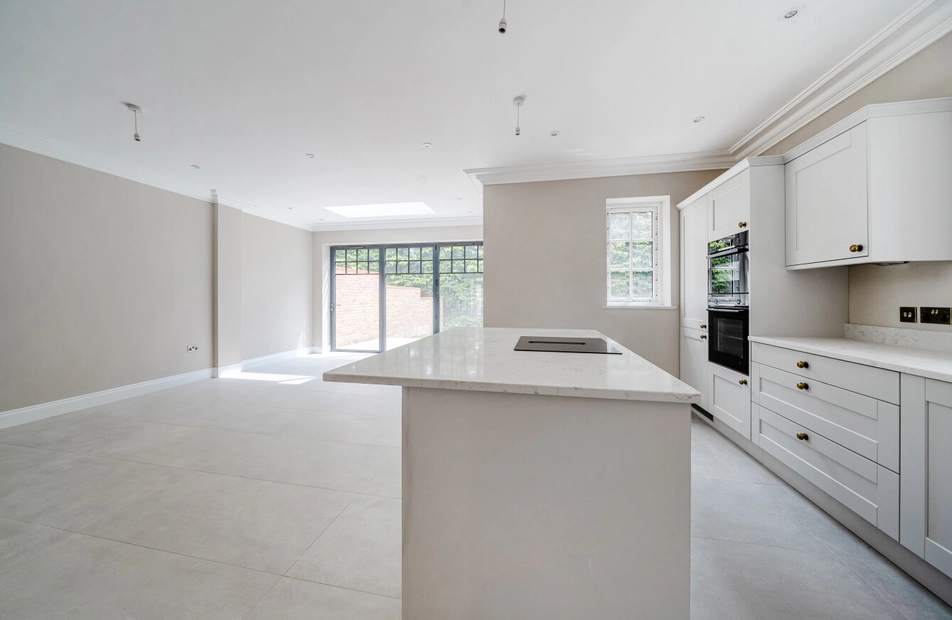 Cherry Tree Drive, Cliddesden, Basingstoke, Hampshire, RG25 - Charters
