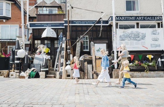 Admirals Green, Brook Lane, Warsash, Southampton, SO31 - Charters