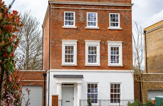 Brunswick Gardens, 31 Chilbolton Avenue, Winchester, Hampshire, SO22 - Charters
