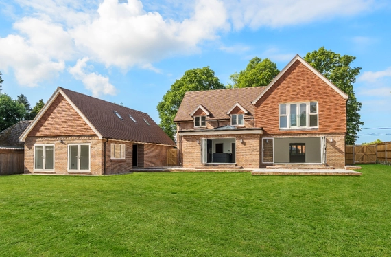 Southwick Road, North Boarhunt, Fareham, Hampshire, PO17 - Charters