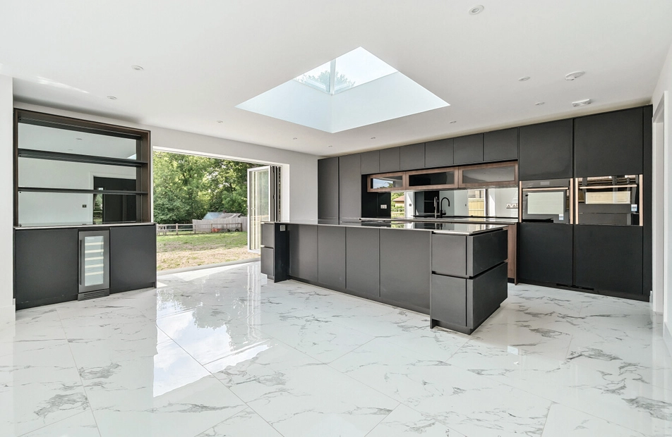 Southwick Road, North Boarhunt, Fareham, Hampshire, PO17 - Charters